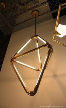 replica SHY 8  by B.B.