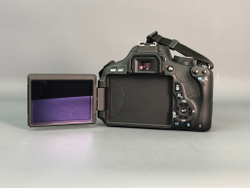 Canon EOS 600D 1.335 кадров
