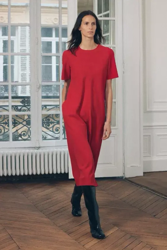 ZARA РАСКЛЕШЕННОЕ ПЛАТЬЕ МИДИ — ZW COLLECTION, КРАСНЫЙ