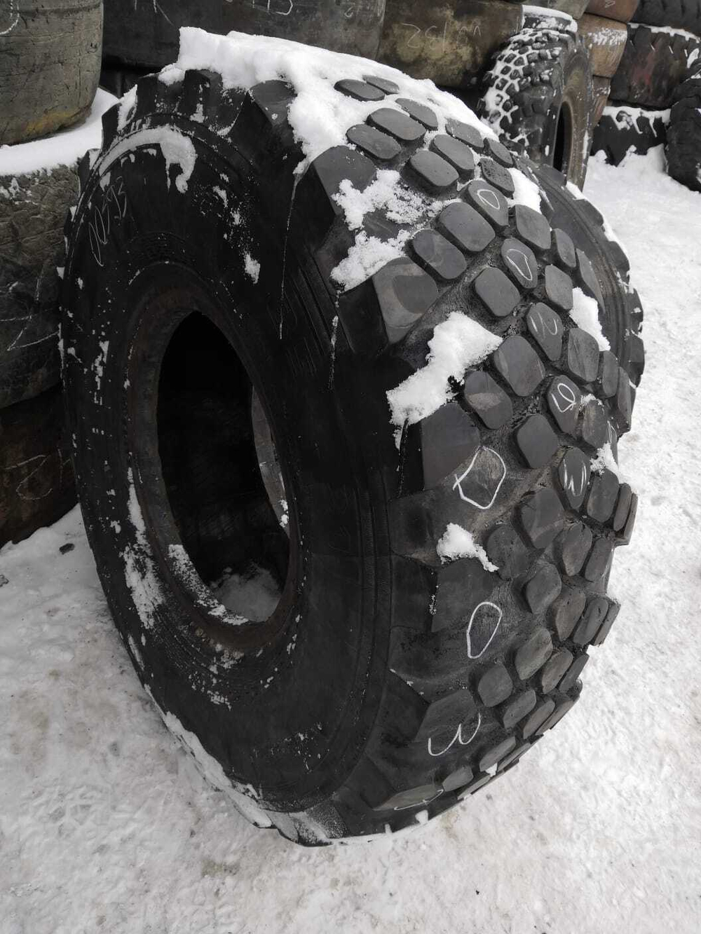 425/85R21 Kama 1260 шина б/у