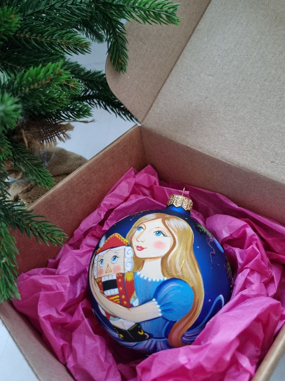 Шар стеклянный "Щелкунчик"