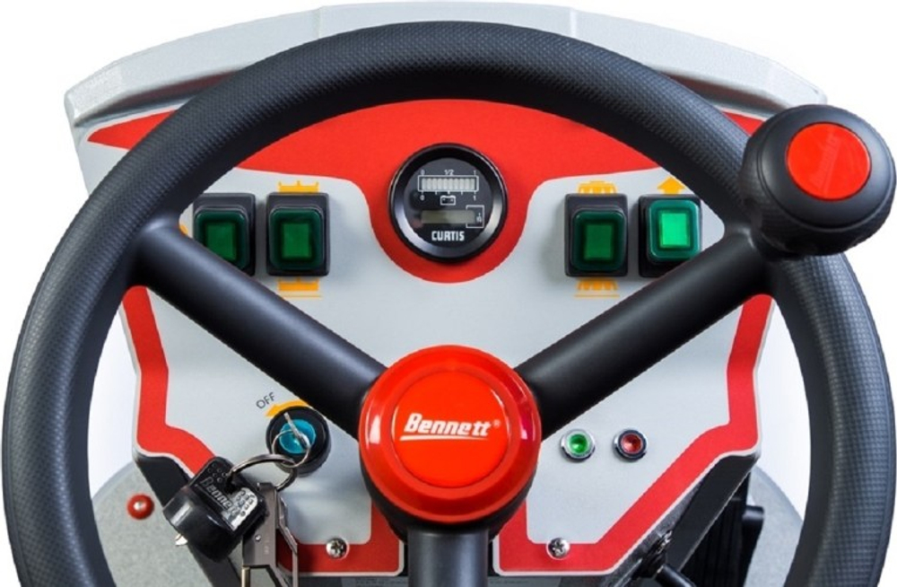 Машина поломоечная Bennett HUSSAR H120 с местом оператора BNT64060