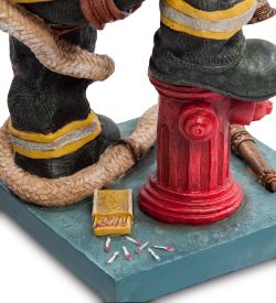 FO-84010 Статуэтка мал. «Пожарный» (The Firefighter. Forchino)