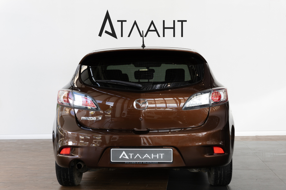 Mazda Mazda3, 2012 год