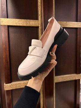 Лоферы женские