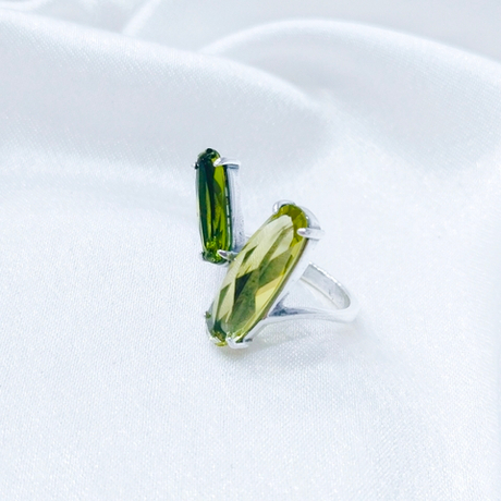 "Экстра" кольцо в серебряном покрытии из коллекции "Дефиле" от Jenavi