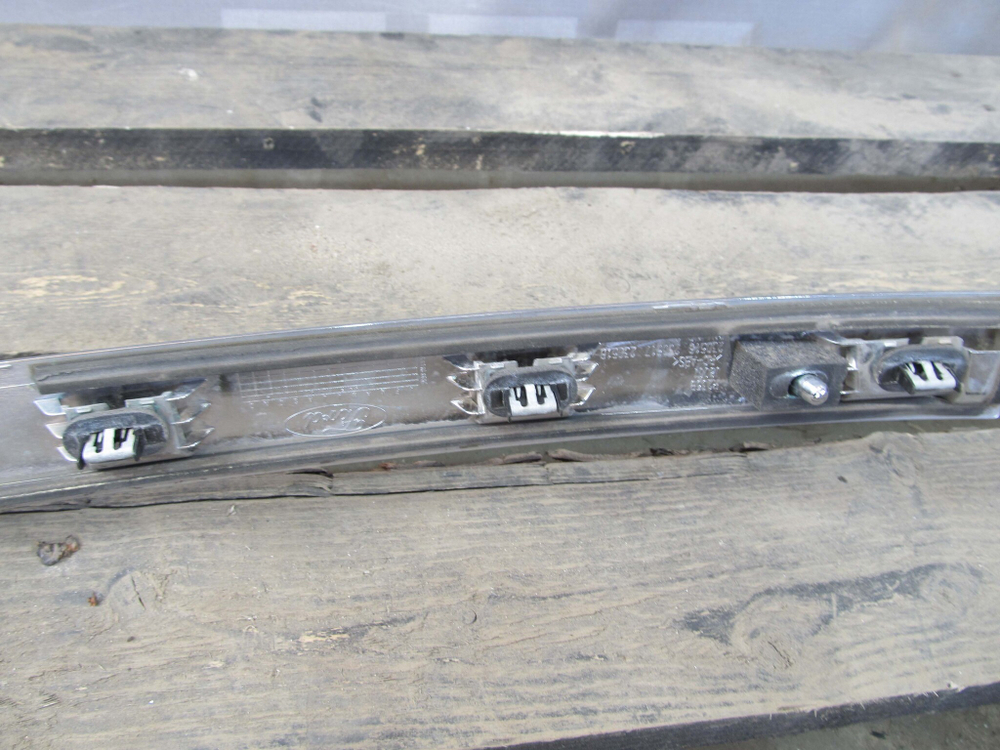 Накладка багажника Ford Explorer 5  Б/У Оригинал BB5Z13B482BA