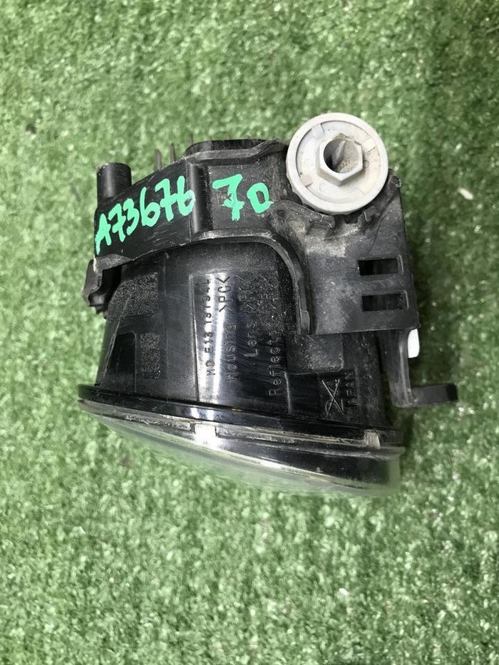 ПТФ левая Toyota Camry XV50 XV70 (2017-2021) LED