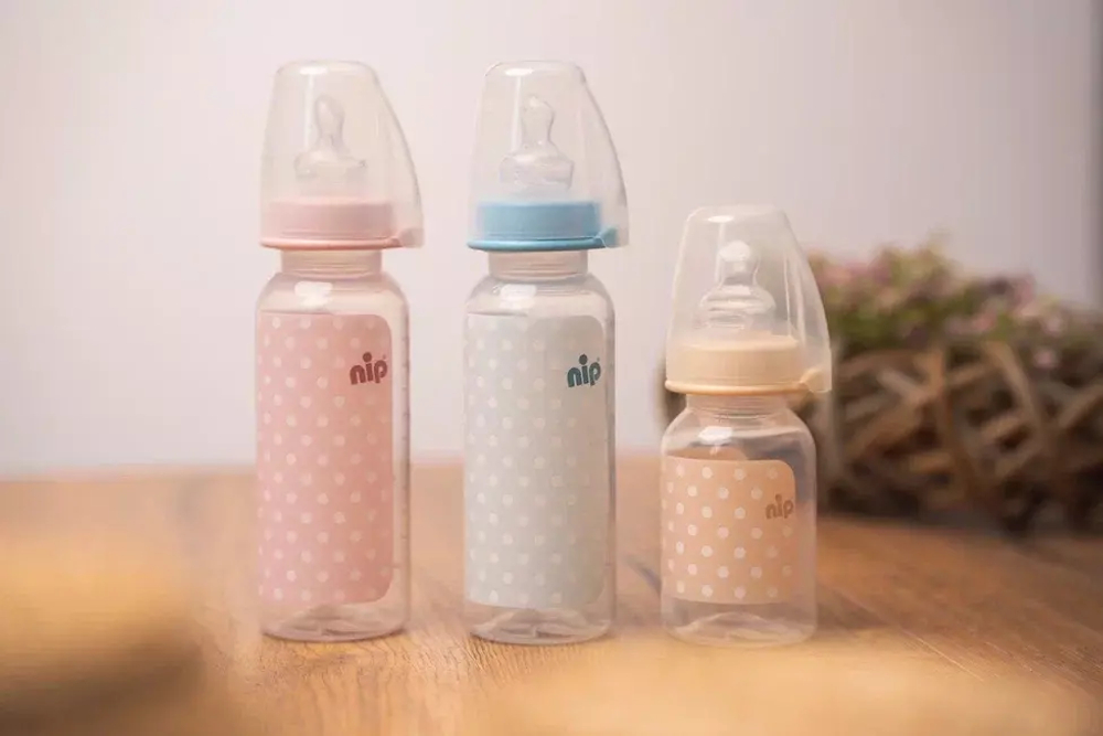 Бутылочка пластиковая NiP "Trendy" girl 250 мл с соской силикон для девочки