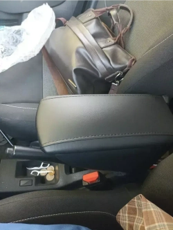 Подлокотник Рено Логан (2004-2022)