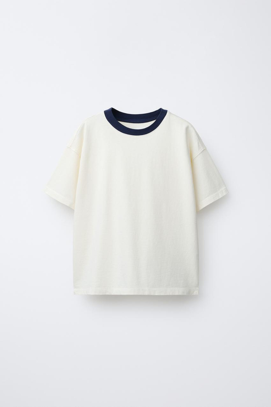 ZARA ФУТБОЛКА С КОНТРАСТНЫМ ВЫРЕЗОМ, ЭКРЮ