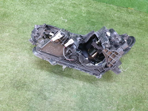 Битая Фара правая Toyota RAV4 4 CA40 (2015-2019) LED