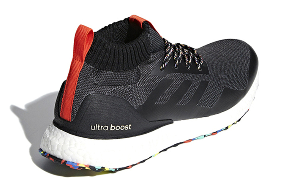 Кроссовки Adidas Ultraboost Mid