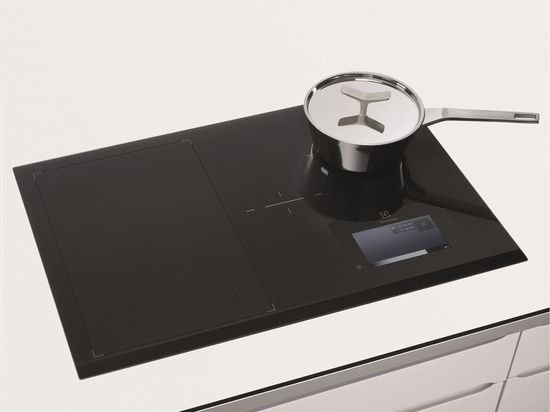 Индукционная варочная панель Electrolux EHX 8H10 FBK