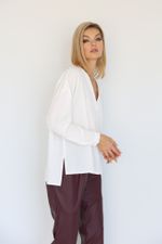 Блузка свободного кроя с v-образным вырезом, 10.02.021.10.318/42-44 Look Like Cat (Акция)