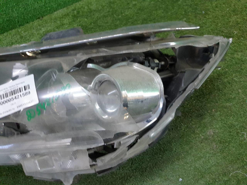 Битая Фара левая Toyota Camry XV50 (2017-2018) LED