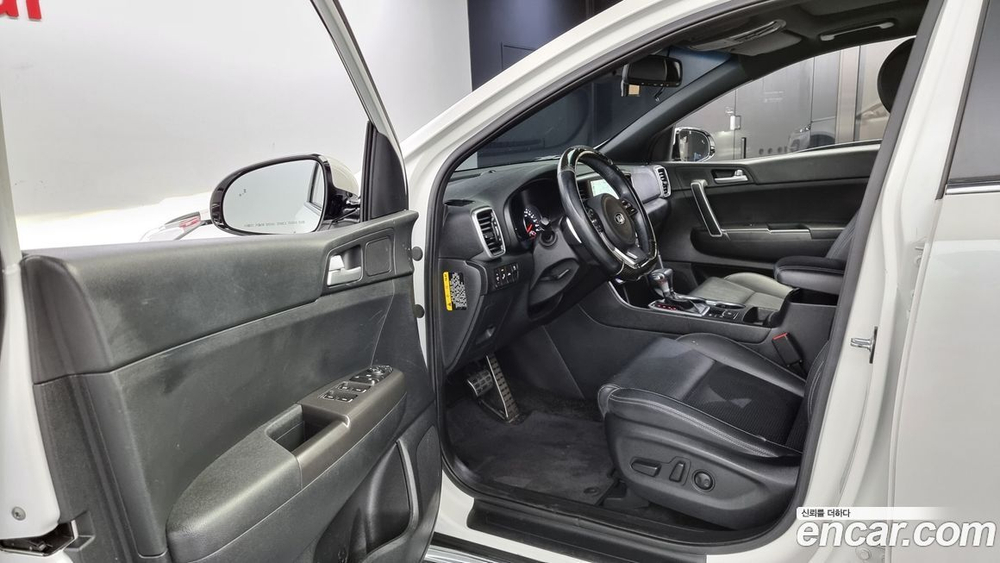 Kia Sportage The Bold Дизель 2.0 2WD (05.2020)