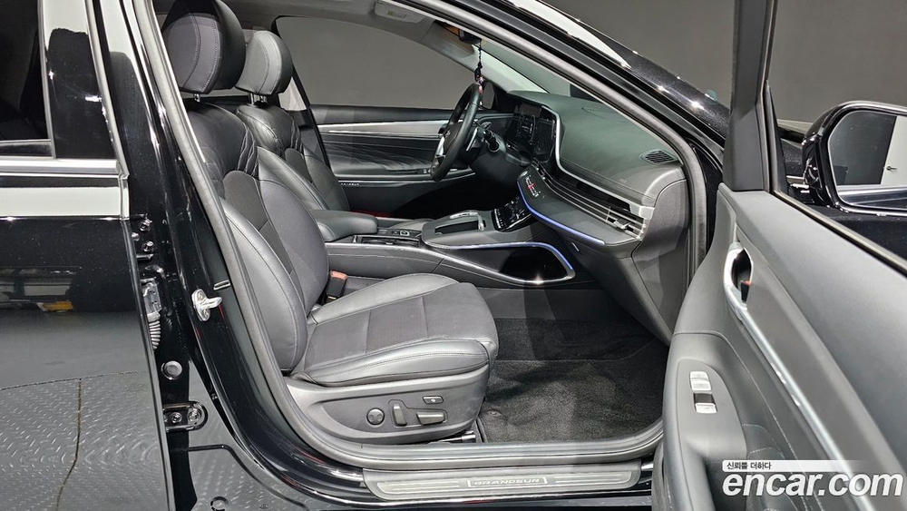 Hyundai The New Grandeur (Azera) IG 2.5 (03.2020)