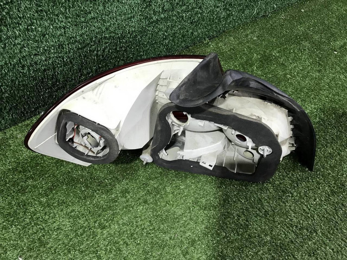 Фонарь правый BMW 1er Е82 (2007-2011)