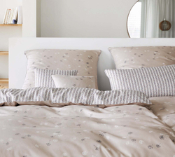 Наволочка 70х70 Elegante Fleurs 2438R/7 серая