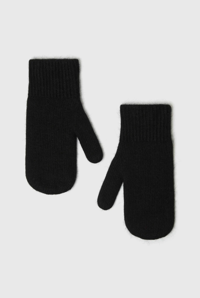 Варежки из ангоры