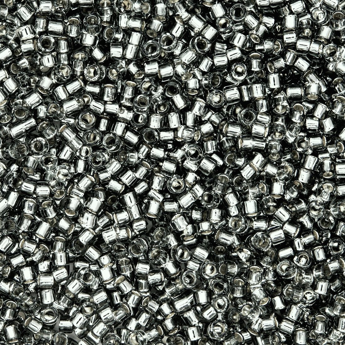 Японский бисер TOHO Treasure (№29), с внутренним серебрением, прозрачный