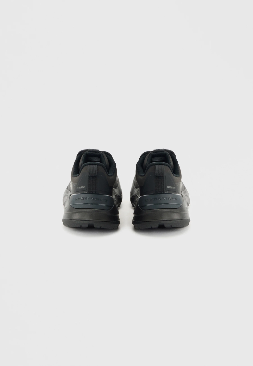 Кроссовки The North Face FASTPACK black