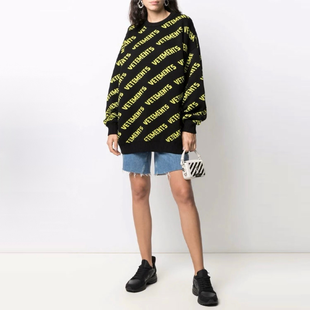 Свитер Vetements