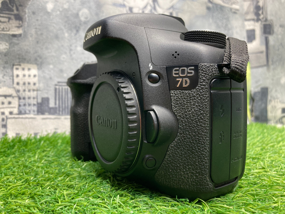 Canon EOS 7D 9.990 кадров