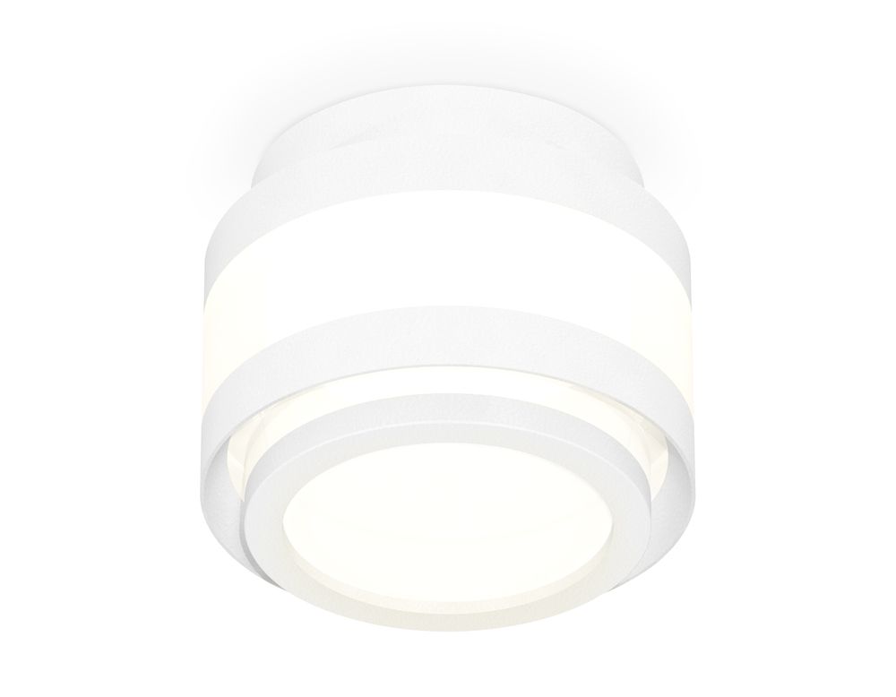 Ambrella Комплект накладного светильника с акрилом GX53 Накладные XS8418002