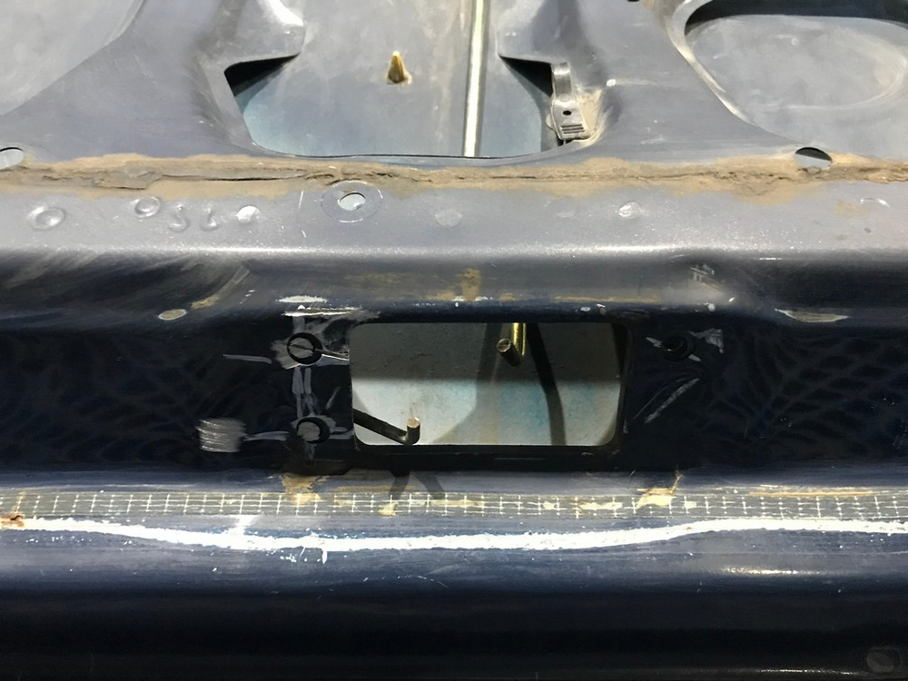 Дверь пятая MITSUBISHI RVR 1996