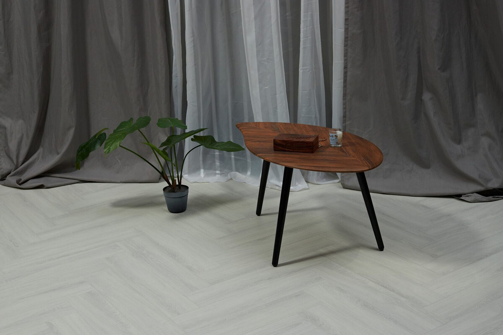 Кварц-винил SPC Steinholz Herringbone 4,5 мм Амбрас 1.14688 м2