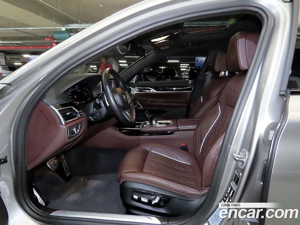 BMW 7 Series (G11) M760Li xDrive (06.2022)