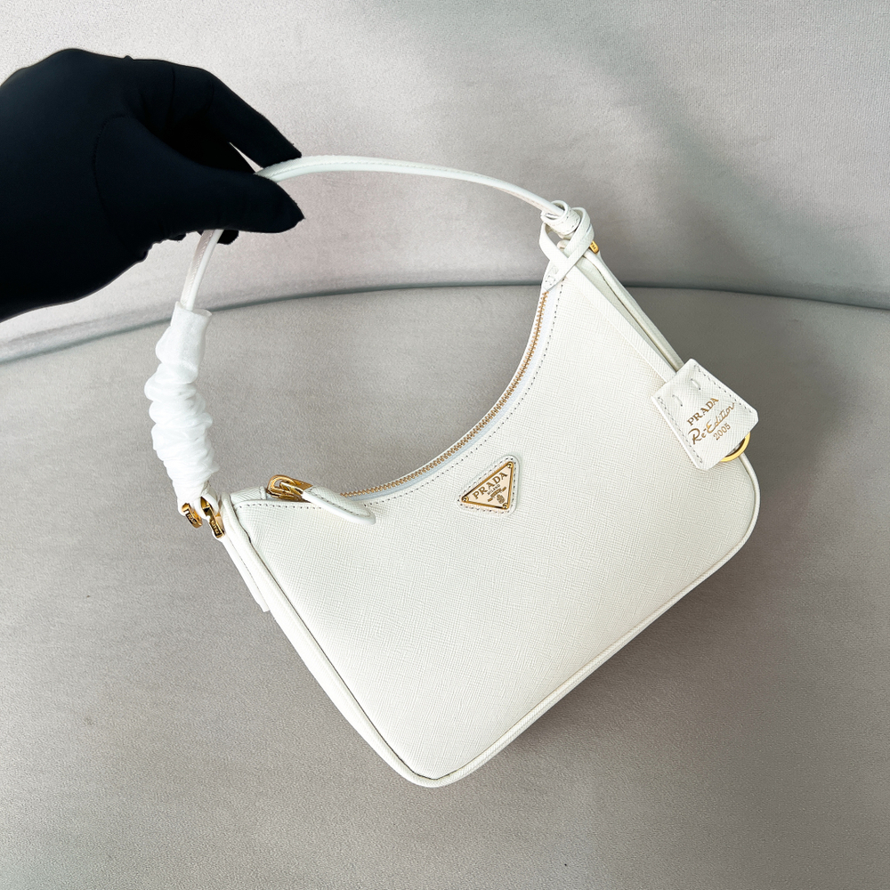 Prada Re-Edition 2005 Saffiano