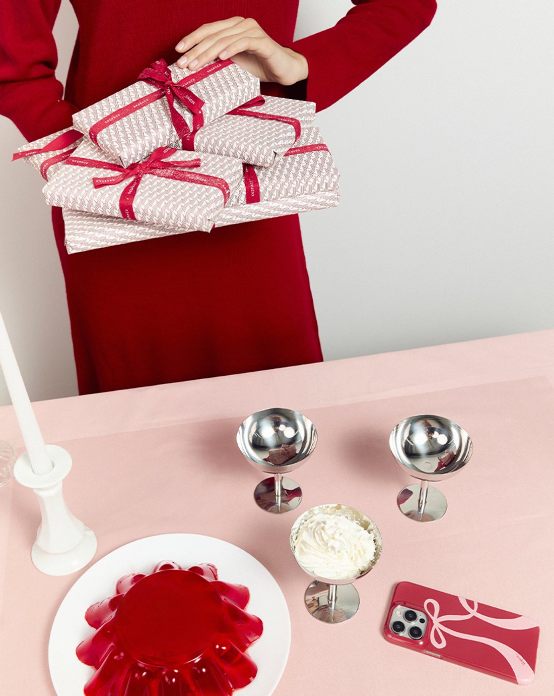 Подарочная упаковка "RED"