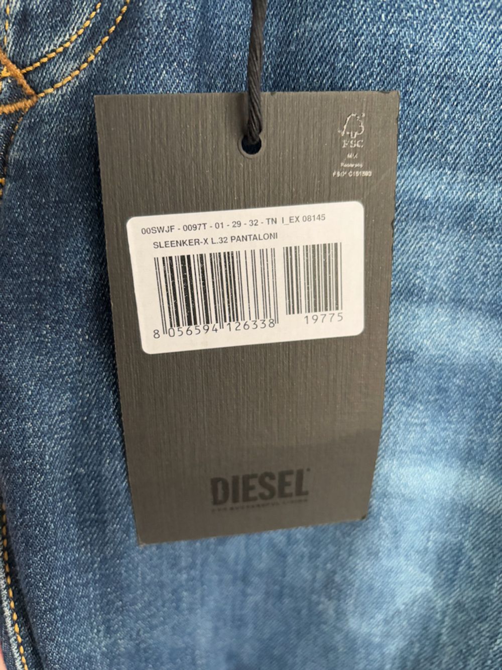 Новые джинсы Diesel, 164