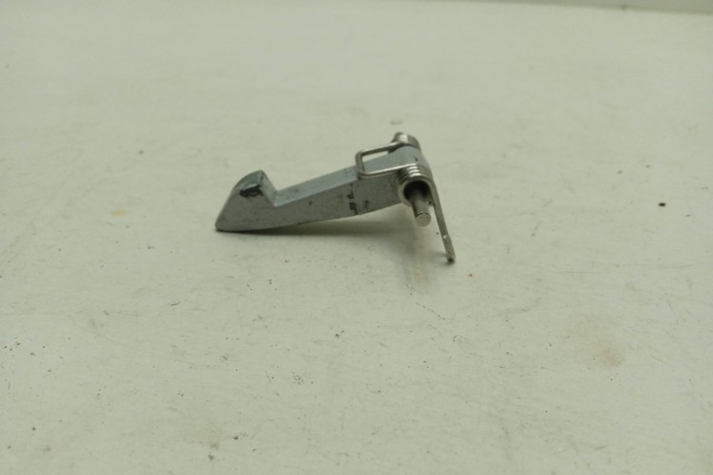 F10A8HDC кт159 Крючок люка для стиральной машины LG F10A8HDC б/у