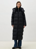 Объемный удлиненный пуховик