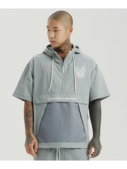 Куртка анорак нейлоновая с коротким рукавом и капюшоном