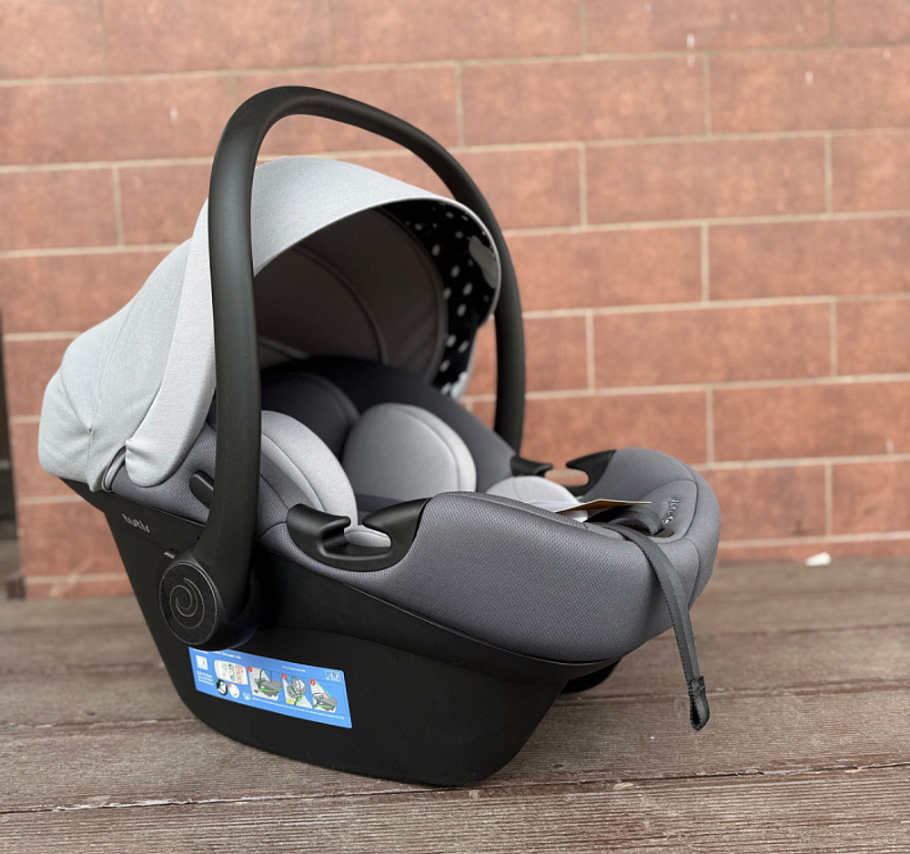 Детская коляска Roan Esso 2025 3 в 1 с автокреслом Tutis Elo Lux EduSky Grey ESS114/1 Grey/Black