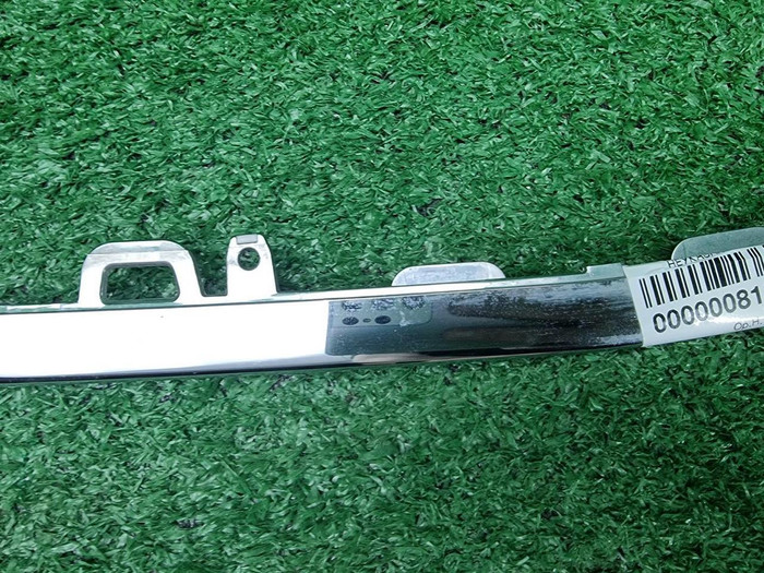 Молдинг бампера Mercedes S W222 (17-20) Maybach