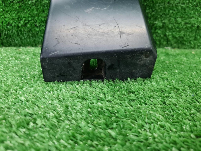 Накладка расширителя передняя правая VW Touareg 3 (2018-2023)