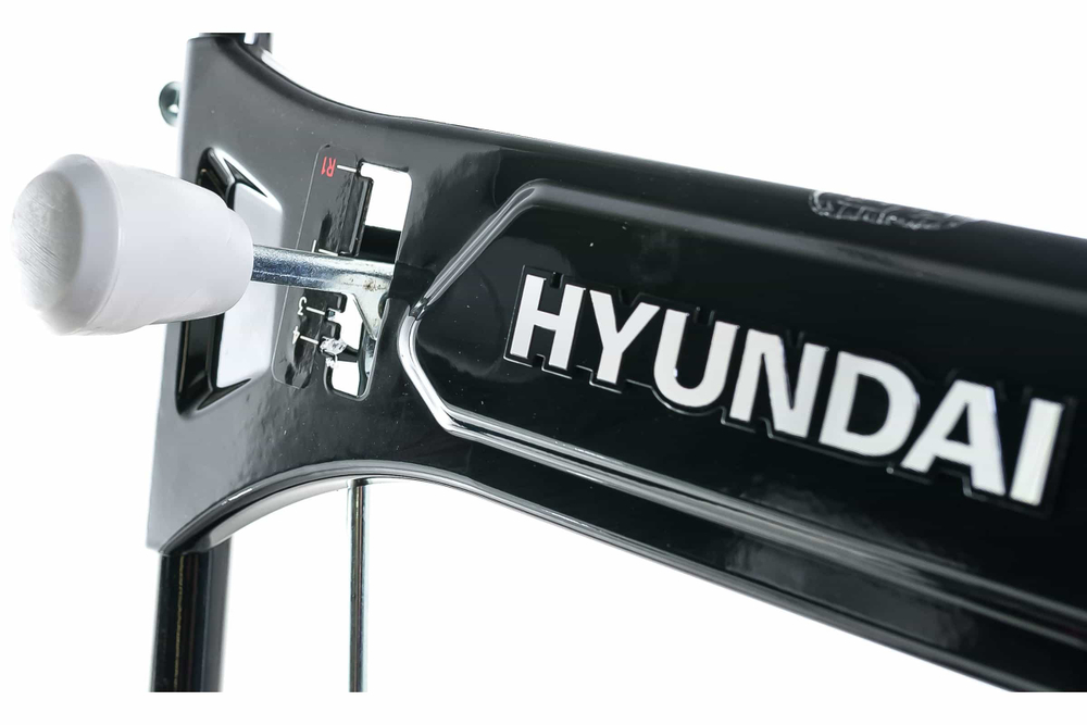 Снегоуборщик HYUNDAI S 5556