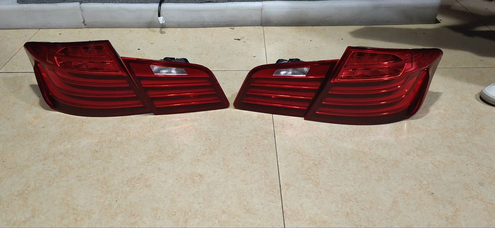 Оригинальный задний фонарь (левый/правый) BMW 5 серии F18 520/523/525/530/535 (2014-2017)