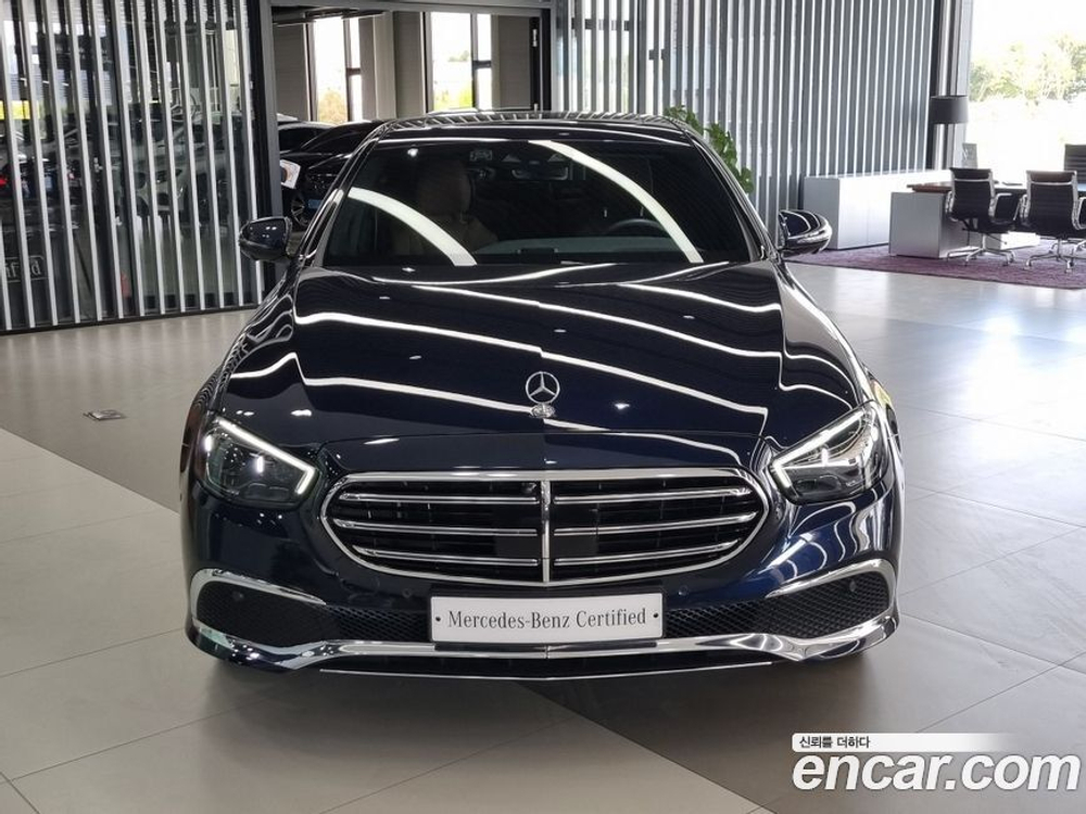 Mercedes-Benz E-Class W213 E300e 4MATIC Exclusive (12.2022)