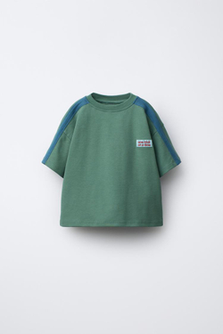 ZARA ФУТБОЛКА ИЗ ТКАНИ ИНТЕРЛОК С НАШИВКОЙ, ЗЕЛЕНЫЙ