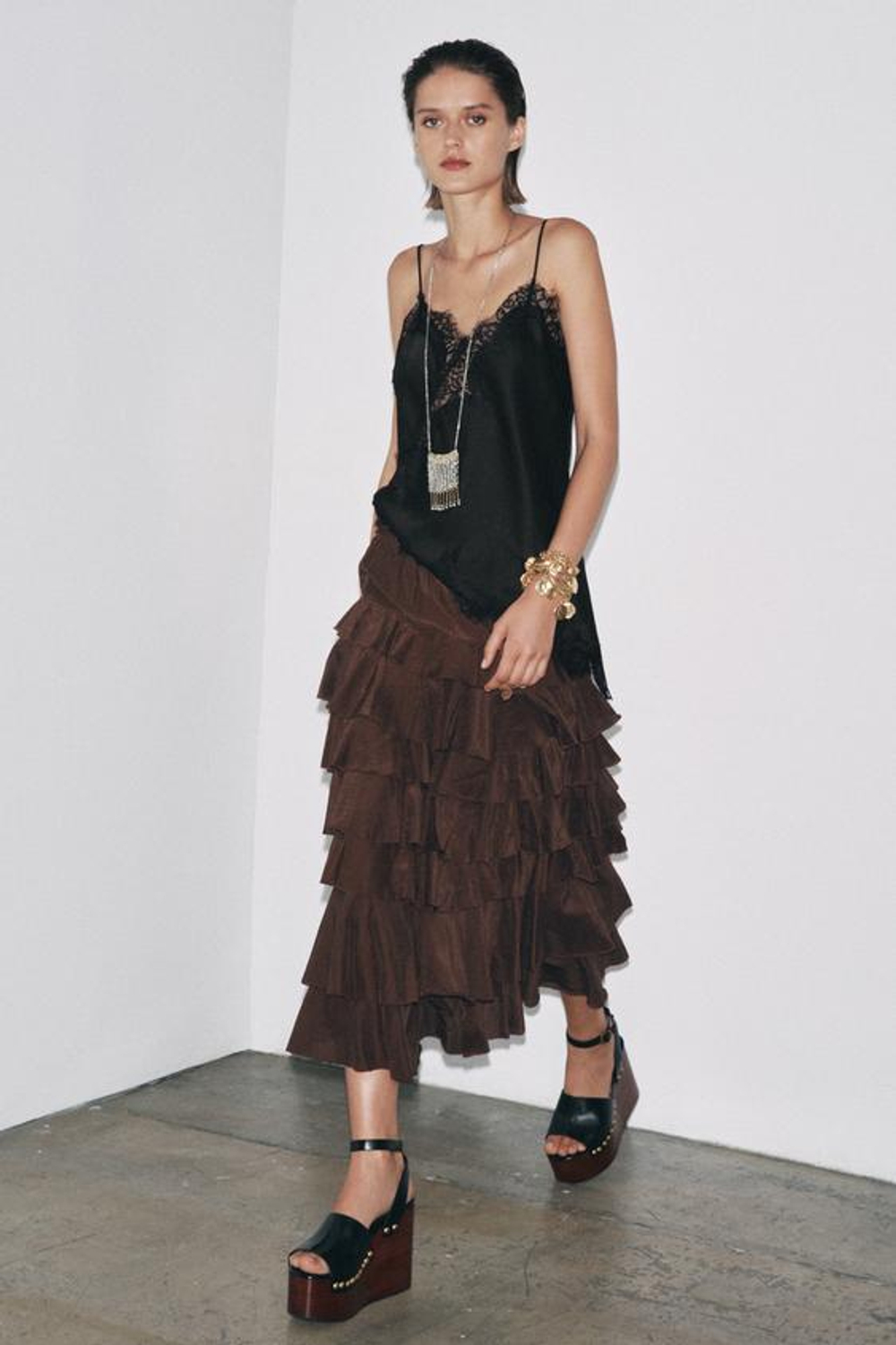 ZARA ЮБКА МИДИ С ВОЛАНАМИ — ZW COLLECTION, КОРИЧНЕВЫЙ