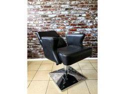 Парикмахерское кресло Дэзи.