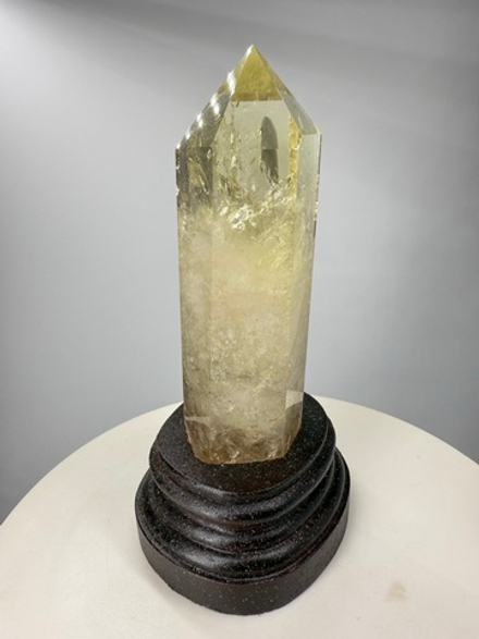 Цитрин (Кристалл на подставке)