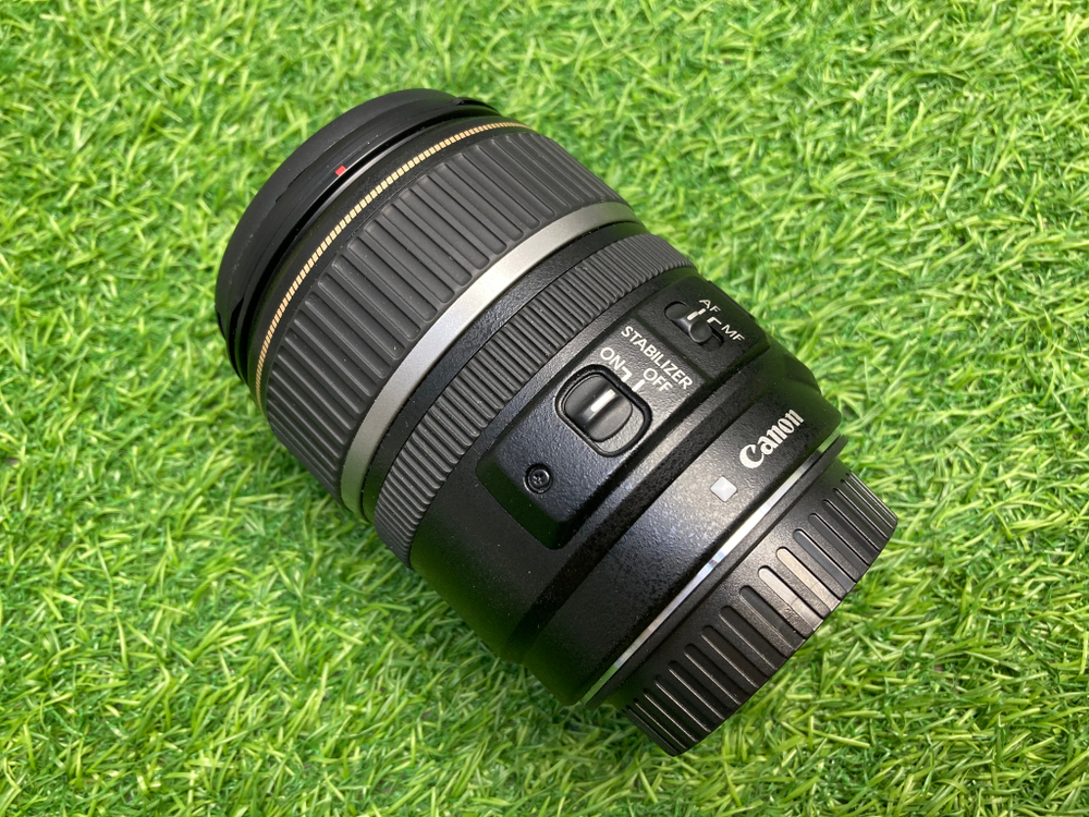 Canon EF-S 17-85mm 4-5.6 IS USM